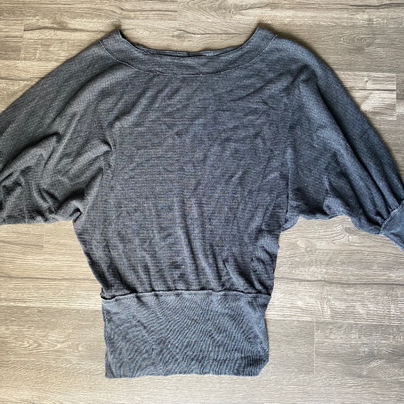 Free People size Medium Bubble Long Sleeve Tee Grey - Picture 1 of 5